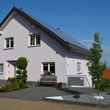 Ferienwohnung Bellerbergblick Ettringen  エクステリア 写真
